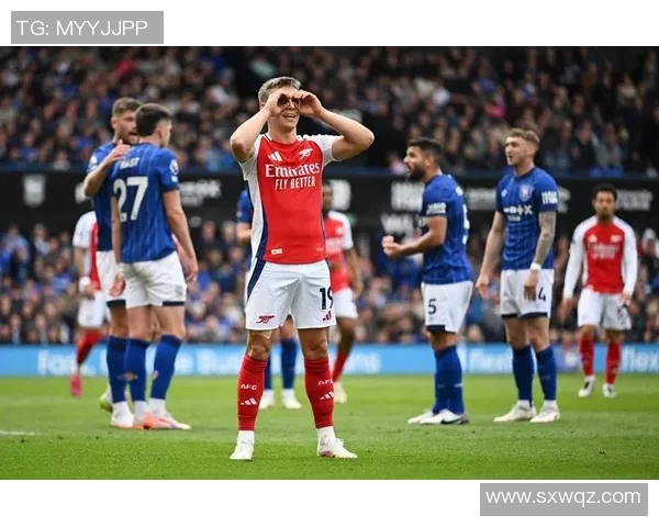 英超赛场萨卡精彩破门助球队夺得关键胜利展现年轻球员的潜力与实力