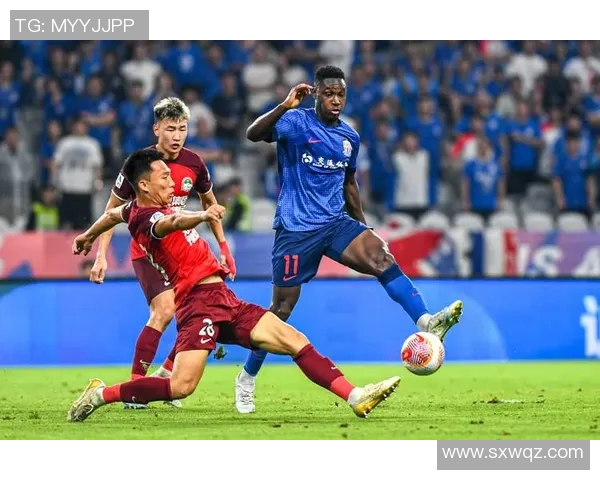 中超赛场艾克森补射绝杀助球队逆转胜利引发热议