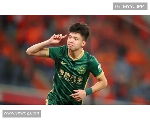 王钰栋精彩进球助力浙江绿城赢得关键比赛胜利